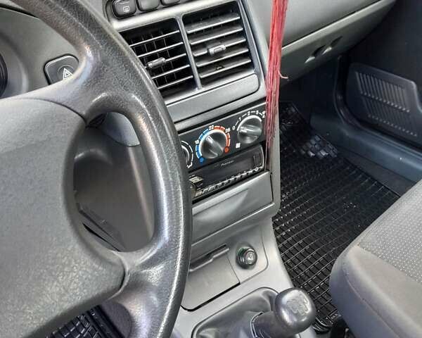 Коричневый Богдан 2111, объемом двигателя 1.6 л и пробегом 135 тыс. км за 1999 $, фото 22 на Automoto.ua