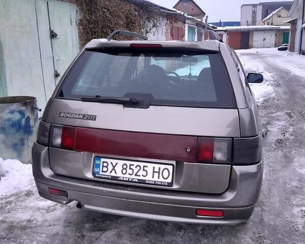 Коричневый Богдан 2111, объемом двигателя 1.6 л и пробегом 135 тыс. км за 1999 $, фото 5 на Automoto.ua
