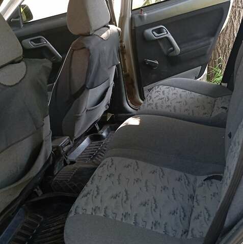 Серый Богдан 2111, объемом двигателя 1.6 л и пробегом 240 тыс. км за 2400 $, фото 1 на Automoto.ua