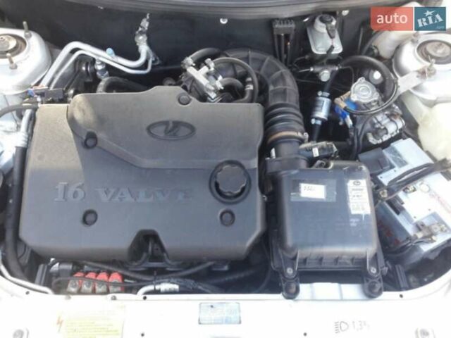 Серый Богдан 2111, объемом двигателя 1.6 л и пробегом 136 тыс. км за 3700 $, фото 4 на Automoto.ua