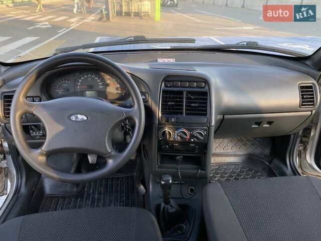 Серый Богдан 2111, объемом двигателя 1.6 л и пробегом 160 тыс. км за 2600 $, фото 13 на Automoto.ua