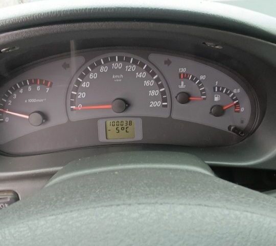 Синий Богдан 2111, объемом двигателя 1.6 л и пробегом 100 тыс. км за 2750 $, фото 5 на Automoto.ua