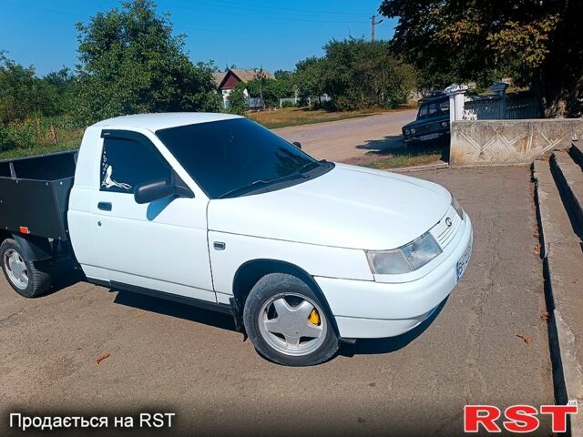 Белый Богдан 2310, объемом двигателя 1.6 л и пробегом 57 тыс. км за 3750 $, фото 1 на Automoto.ua