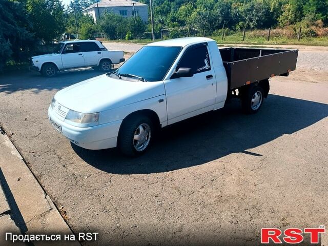 Белый Богдан 2310, объемом двигателя 1.6 л и пробегом 57 тыс. км за 3750 $, фото 2 на Automoto.ua