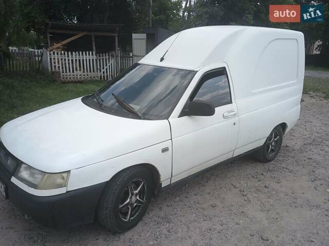 Белый Богдан 2310, объемом двигателя 1.6 л и пробегом 322 тыс. км за 2300 $, фото 3 на Automoto.ua
