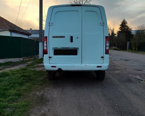 Белый Богдан 2310, объемом двигателя 1.6 л и пробегом 230 тыс. км за 2700 $, фото 5 на Automoto.ua