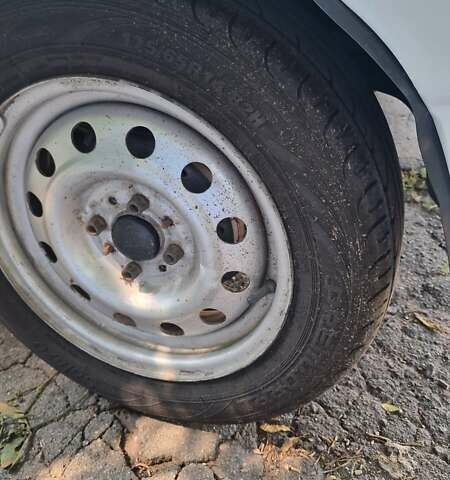 Белый Богдан 2310, объемом двигателя 1.6 л и пробегом 145 тыс. км за 2100 $, фото 10 на Automoto.ua