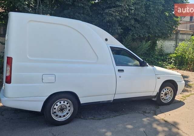 Белый Богдан 2310, объемом двигателя 1.6 л и пробегом 145 тыс. км за 2100 $, фото 3 на Automoto.ua