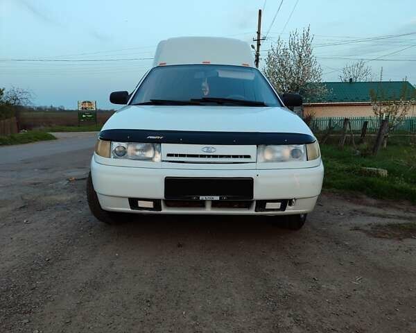 Белый Богдан 2310, объемом двигателя 1.6 л и пробегом 230 тыс. км за 2700 $, фото 3 на Automoto.ua