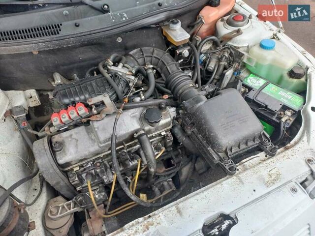 Белый Богдан 2310, объемом двигателя 1.6 л и пробегом 218 тыс. км за 1800 $, фото 9 на Automoto.ua