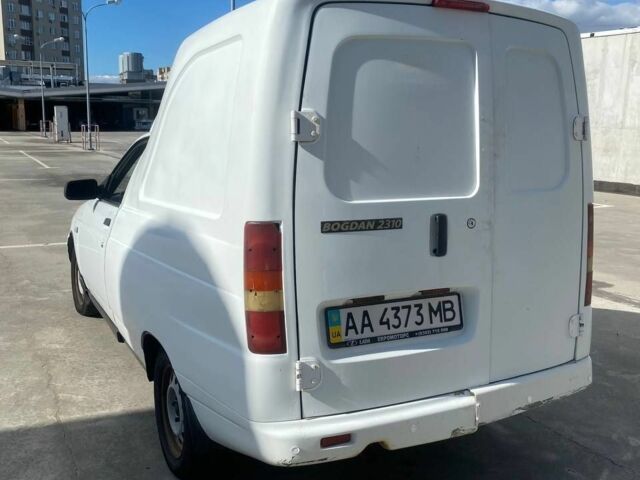 Белый Богдан 2310, объемом двигателя 1 л и пробегом 350 тыс. км за 1850 $, фото 7 на Automoto.ua