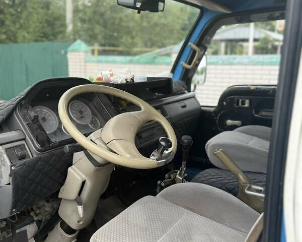 Синий Богдан 2310, объемом двигателя 4.6 л и пробегом 318 тыс. км за 8000 $, фото 21 на Automoto.ua