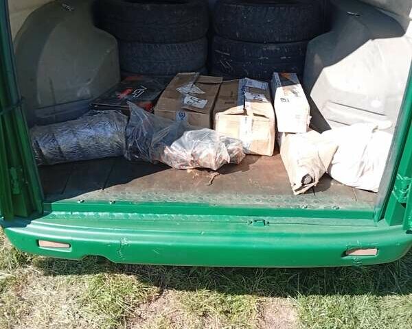 Зелений Богдан 2310, об'ємом двигуна 1.6 л та пробігом 320 тис. км за 1800 $, фото 1 на Automoto.ua