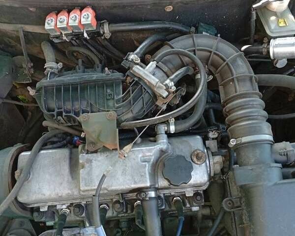 Зеленый Богдан 2310, объемом двигателя 1.6 л и пробегом 330 тыс. км за 2000 $, фото 8 на Automoto.ua