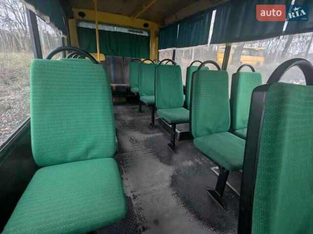 Желтый Богдан А 069, объемом двигателя 3.3 л и пробегом 350 тыс. км за 3000 $, фото 4 на Automoto.ua