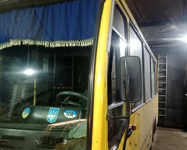 Желтый Богдан А 069, объемом двигателя 3.3 л и пробегом 200 тыс. км за 4900 $, фото 10 на Automoto.ua