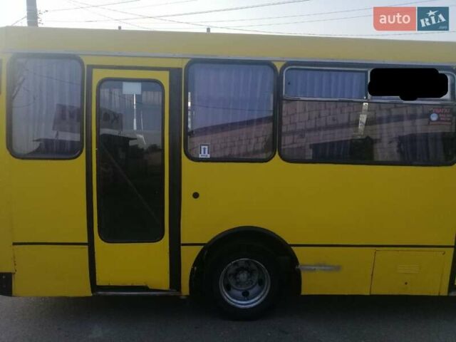 Желтый Богдан А 091, объемом двигателя 4.6 л и пробегом 325 тыс. км за 3500 $, фото 5 на Automoto.ua