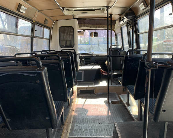 Желтый Богдан А 091, объемом двигателя 4.6 л и пробегом 250 тыс. км за 2600 $, фото 5 на Automoto.ua