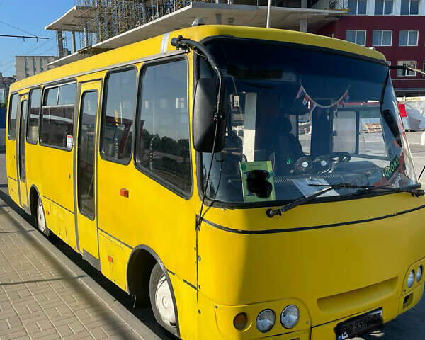 Желтый Богдан А 092, объемом двигателя 4.57 л и пробегом 2 тыс. км за 3250 $, фото 5 на Automoto.ua