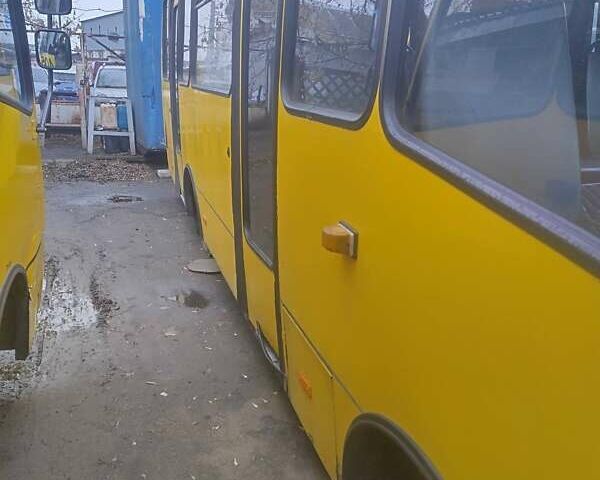 Желтый Богдан А 092, объемом двигателя 4.57 л и пробегом 700 тыс. км за 4700 $, фото 1 на Automoto.ua