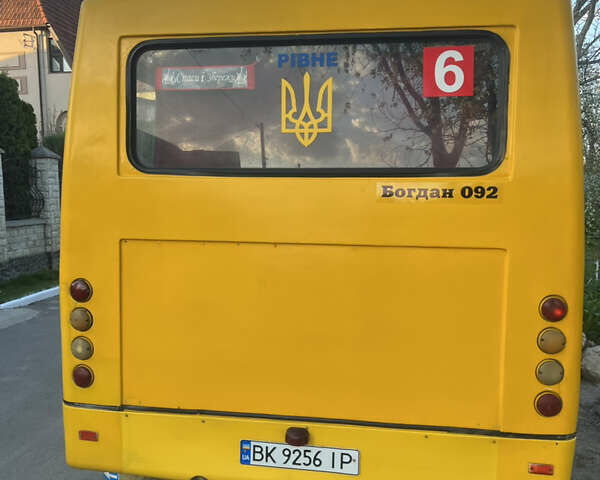 Желтый Богдан А 092, объемом двигателя 4.57 л и пробегом 5 тыс. км за 3700 $, фото 15 на Automoto.ua