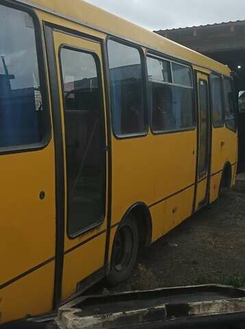 Желтый Богдан А 092, объемом двигателя 4.57 л и пробегом 646 тыс. км за 4000 $, фото 1 на Automoto.ua