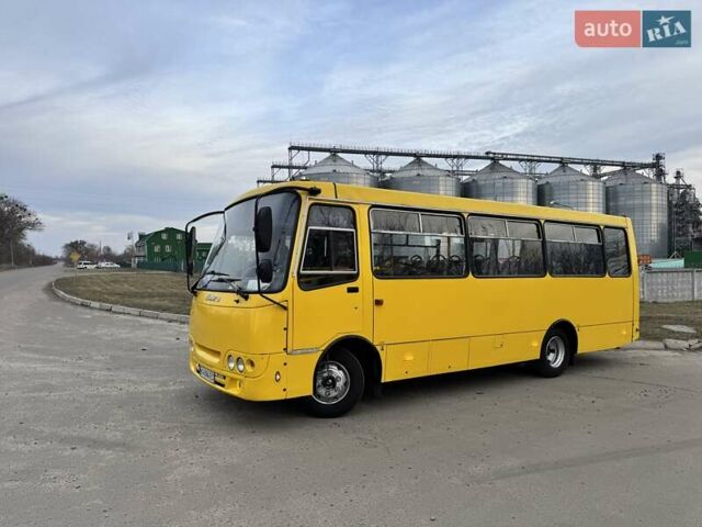Желтый Богдан А 092, объемом двигателя 4.57 л и пробегом 333 тыс. км за 14500 $, фото 1 на Automoto.ua