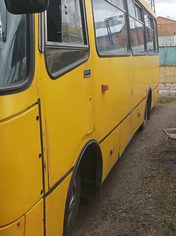 Желтый Богдан А 092, объемом двигателя 4.57 л и пробегом 646 тыс. км за 4000 $, фото 4 на Automoto.ua