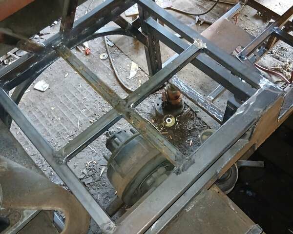 Желтый Богдан А 092, объемом двигателя 4.6 л и пробегом 60 тыс. км за 14500 $, фото 14 на Automoto.ua