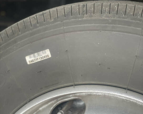 Желтый Богдан А 092, объемом двигателя 4.75 л и пробегом 180 тыс. км за 7700 $, фото 7 на Automoto.ua
