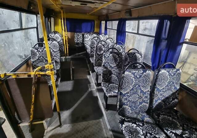 Желтый Богдан А 092, объемом двигателя 4.57 л и пробегом 500 тыс. км за 7500 $, фото 4 на Automoto.ua