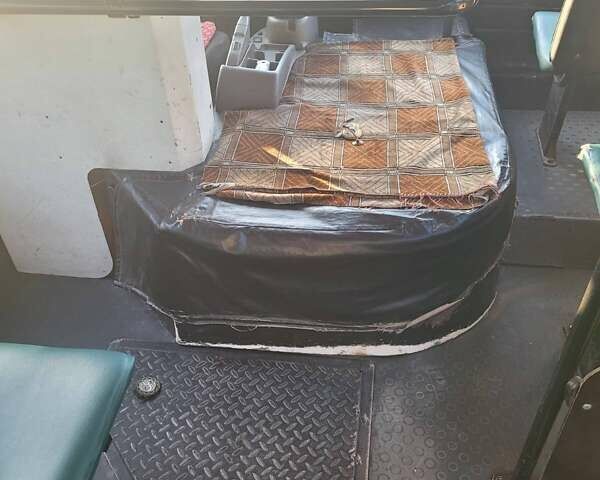 Жовтий Богдан А-092, об'ємом двигуна 4.57 л та пробігом 540 тис. км за 10500 $, фото 10 на Automoto.ua