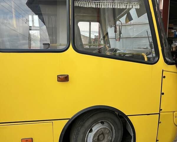 Желтый Богдан А 092, объемом двигателя 4.57 л и пробегом 800 тыс. км за 7900 $, фото 1 на Automoto.ua