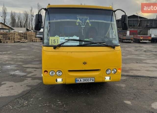 Желтый Богдан А 092, объемом двигателя 4.57 л и пробегом 120 тыс. км за 7000 $, фото 1 на Automoto.ua