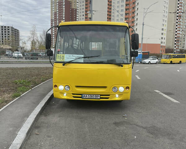 Желтый Богдан А 092, объемом двигателя 4.6 л и пробегом 150 тыс. км за 10500 $, фото 2 на Automoto.ua