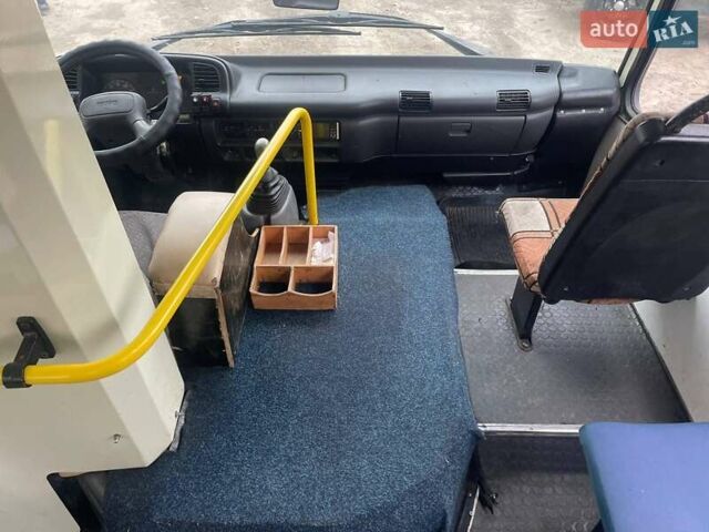 Бежевый Богдан А 093, объемом двигателя 4.8 л и пробегом 300 тыс. км за 22500 $, фото 15 на Automoto.ua