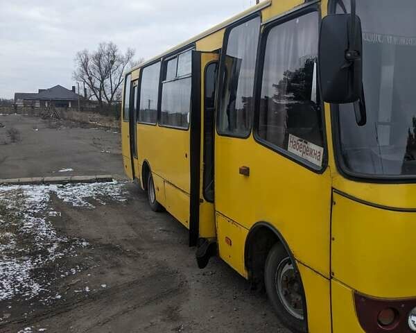 Желтый Богдан А-09302, объемом двигателя 4.57 л и пробегом 100 тыс. км за 10000 $, фото 1 на Automoto.ua
