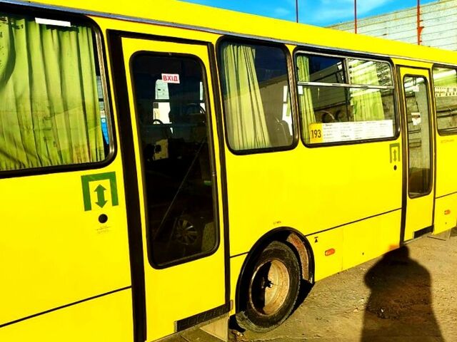Желтый Богдан А092, объемом двигателя 46 л и пробегом 0 тыс. км за 9100 $, фото 2 на Automoto.ua