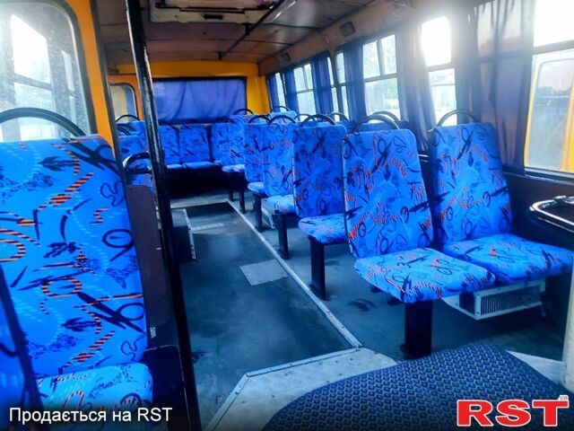Оранжевый Богдан А092, объемом двигателя 4.6 л и пробегом 240 тыс. км за 7300 $, фото 6 на Automoto.ua