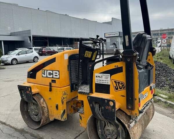 Бомаг BW 120AD-4 Roller 2009 в Львове на Automoto.ua Бомаг BW 120AD-4 Roller, объемом двигателя 6 л и пробегом 456 тыс. км за 14800 $, фото 7 на Automoto.ua