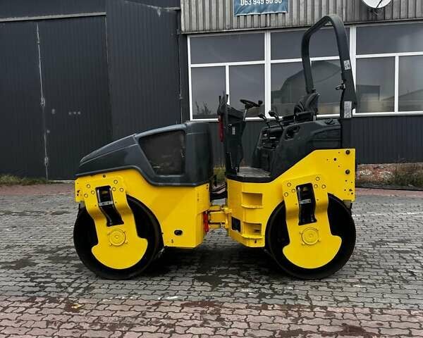 Бомаг BW 135AD 2013 в Львове на Automoto.ua Желтый Бомаг BW 135AD, объемом двигателя 0 л и пробегом 0 тыс. км за 23374 $, фото 2 на Automoto.ua