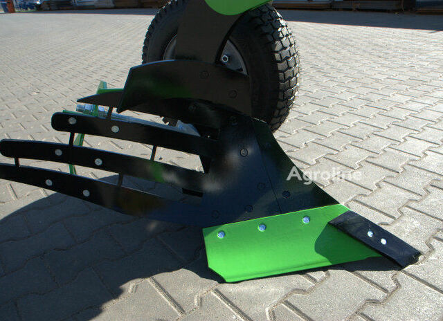 Зеленый Бомет Другая, объемом двигателя 0 л и пробегом 0 тыс. км за 7165 $, фото 4 на Automoto.ua