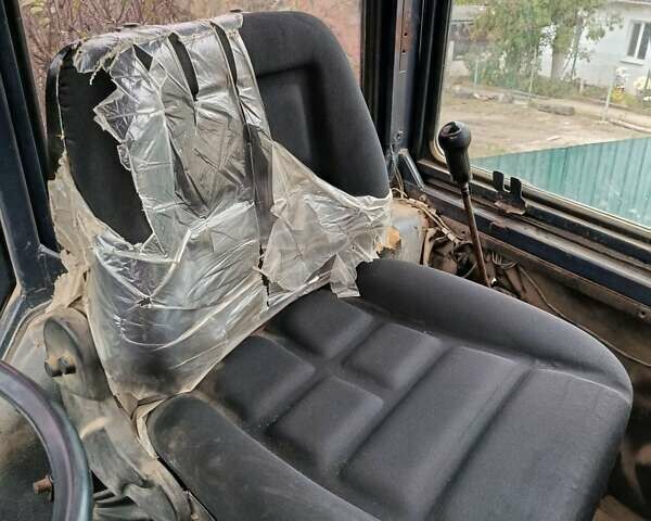 Красный БОРЭКС 2102, объемом двигателя 4.75 л и пробегом 18 тыс. км за 10200 $, фото 5 на Automoto.ua