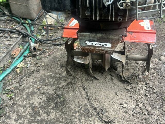 Червоний Briggs & Stratton 450, об'ємом двигуна 0 л та пробігом 10 тис. км за 194 $, фото 1 на Automoto.ua