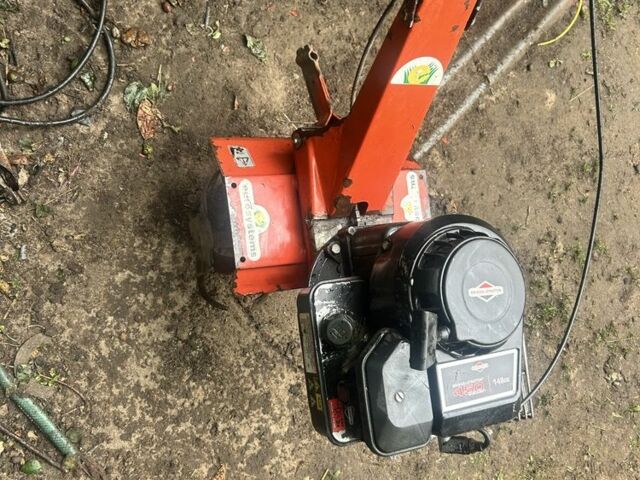 Червоний Briggs & Stratton 450, об'ємом двигуна 0 л та пробігом 10 тис. км за 194 $, фото 3 на Automoto.ua