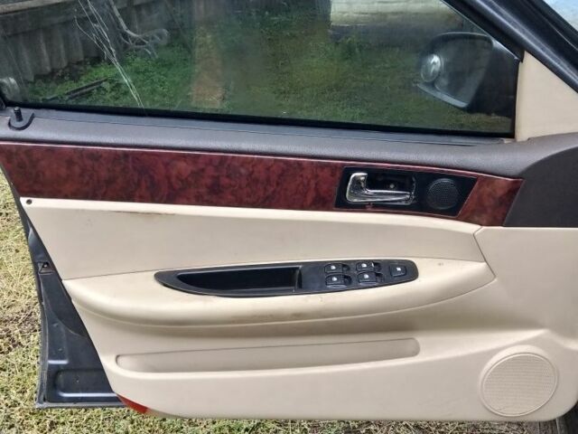 Серый Брилианс M2, объемом двигателя 1.8 л и пробегом 300 тыс. км за 1800 $, фото 7 на Automoto.ua