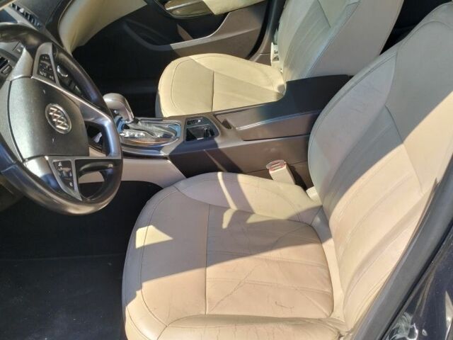 Черный Бьюик Сенчури, объемом двигателя 2.4 л и пробегом 260 тыс. км за 5800 $, фото 6 на Automoto.ua