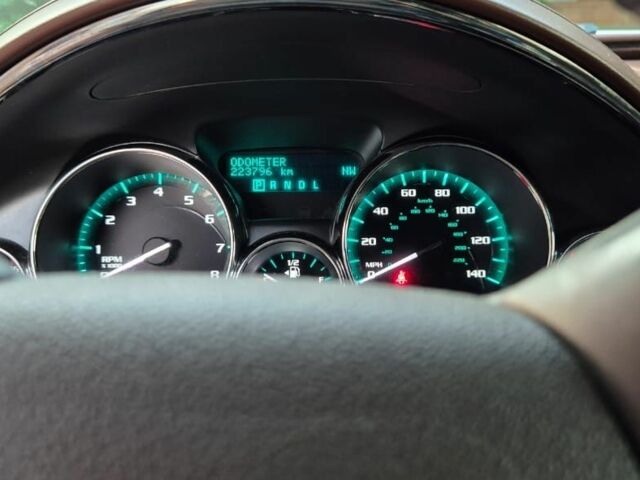 Білий Бьюік Енклейв, об'ємом двигуна 3.6 л та пробігом 150 тис. км за 10500 $, фото 6 на Automoto.ua