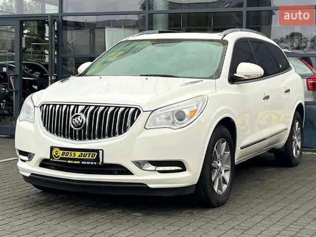 Белый Бьюик Энклейв, объемом двигателя 3.56 л и пробегом 240 тыс. км за 13800 $, фото 2 на Automoto.ua