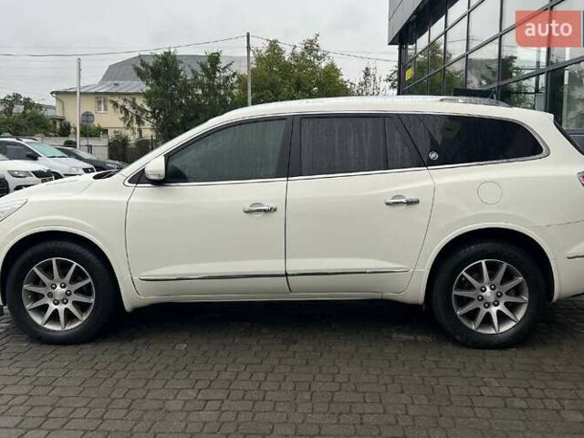 Белый Бьюик Энклейв, объемом двигателя 3.56 л и пробегом 240 тыс. км за 13800 $, фото 3 на Automoto.ua